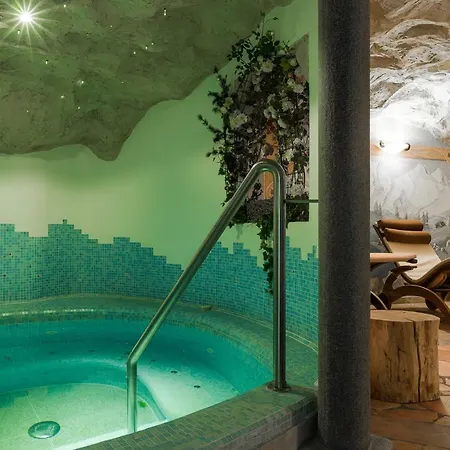 Lärchenhof 3*